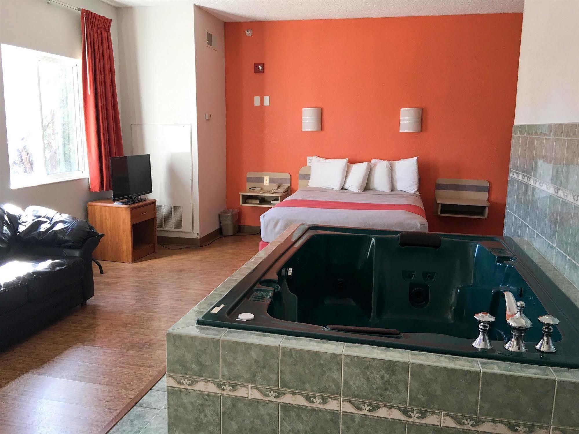 Motel 6-Minonk, Il Eksteriør bilde